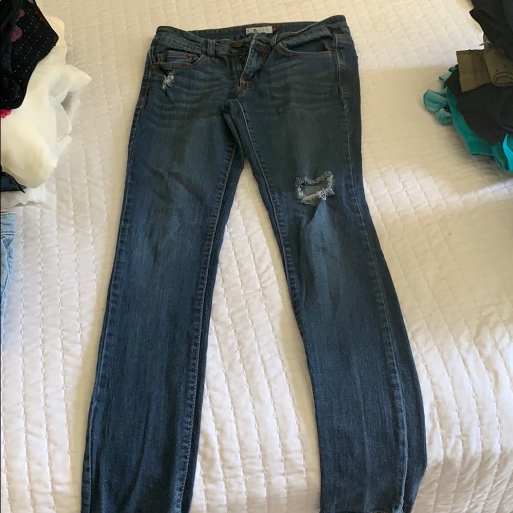 Dark blue worn fashion jeans